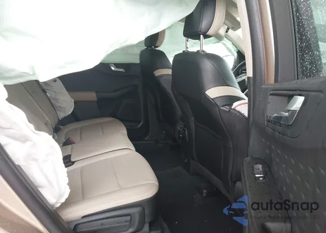 2020 Ford Escape Sel z USA, uszkodzony, nr VIN 1FMCU0H64LUB89853